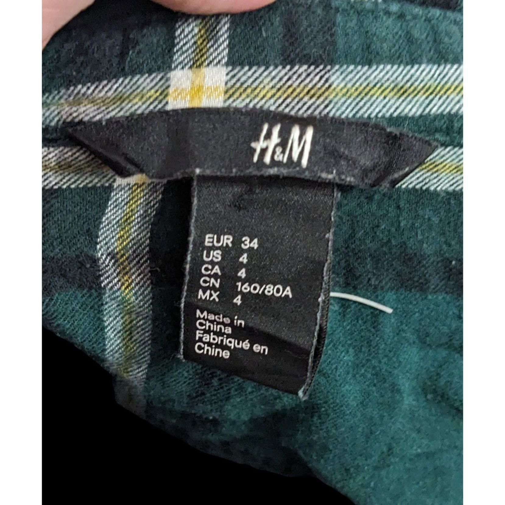 H&M H&M Green And White Plaid Button Down Long Sleeve Top Size S / US 4 / IT 40 - 3 Thumbnail