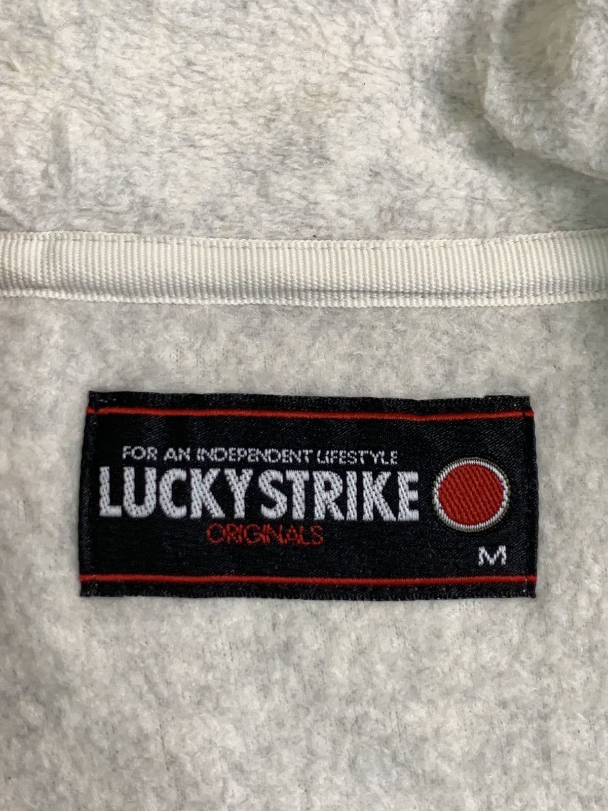 Vintage Rare Design Vintage Lucky Strike Half Zipper Fleece Sweater Size US M / EU 48-50 / 2 - 4 Thumbnail