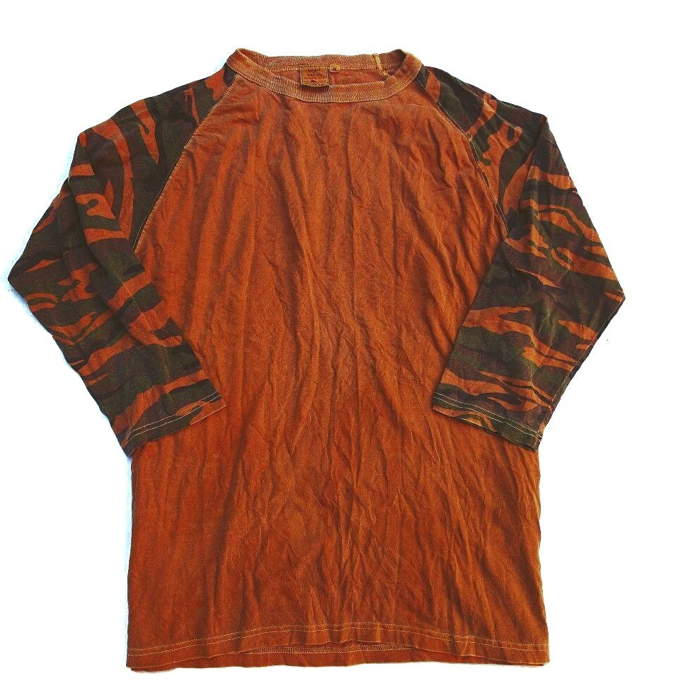 Avirex Avirex Raglan T shirt Camo on arm Camouflage raglan Size US M / EU 48-50 / 2 - 1 Thumbnail