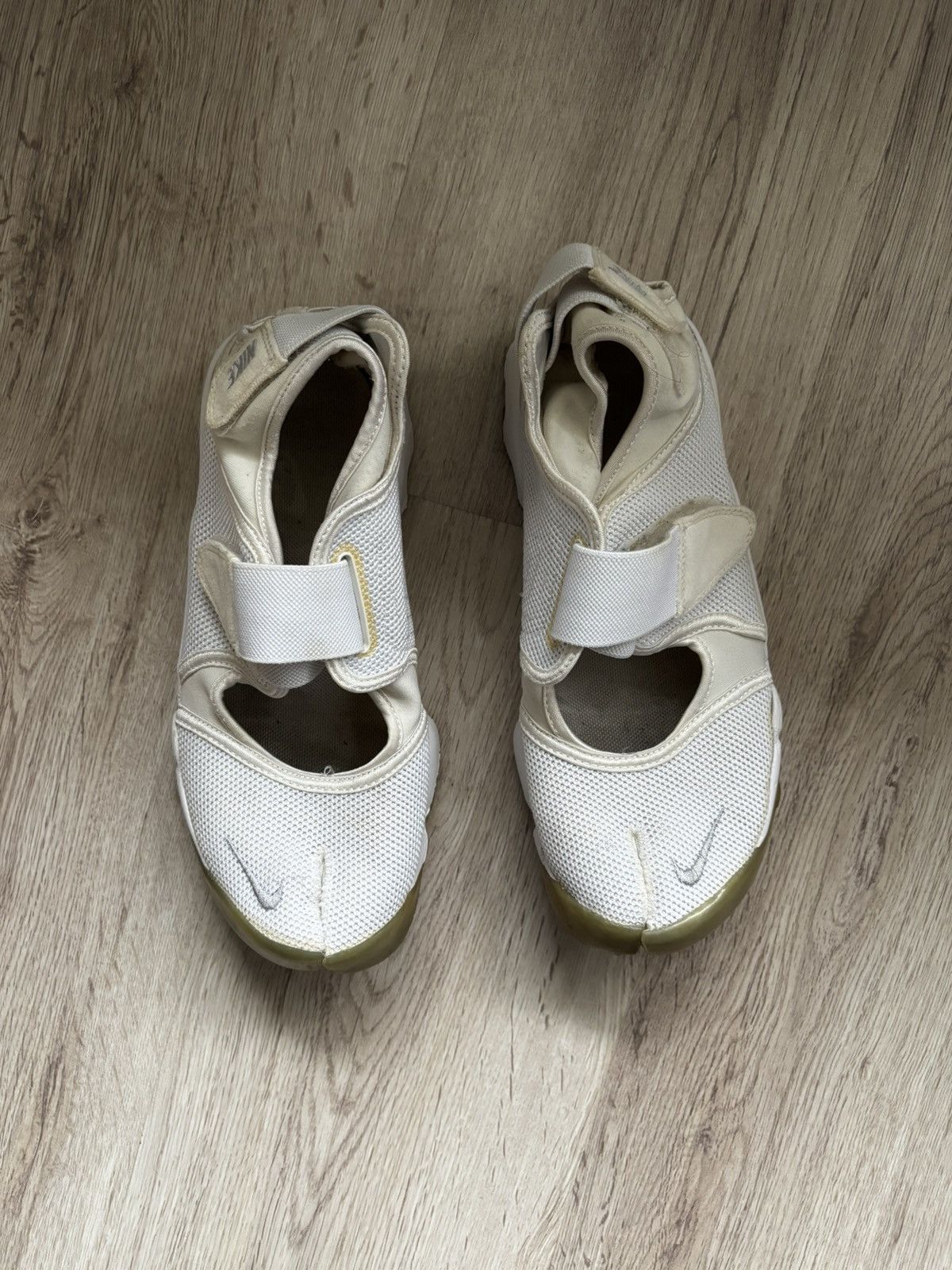 Nike Nike Air Rift White 315766-110 US 10 / EU 42 / 27 cm Size US 10 / IT 40 - 2 Thumbnail