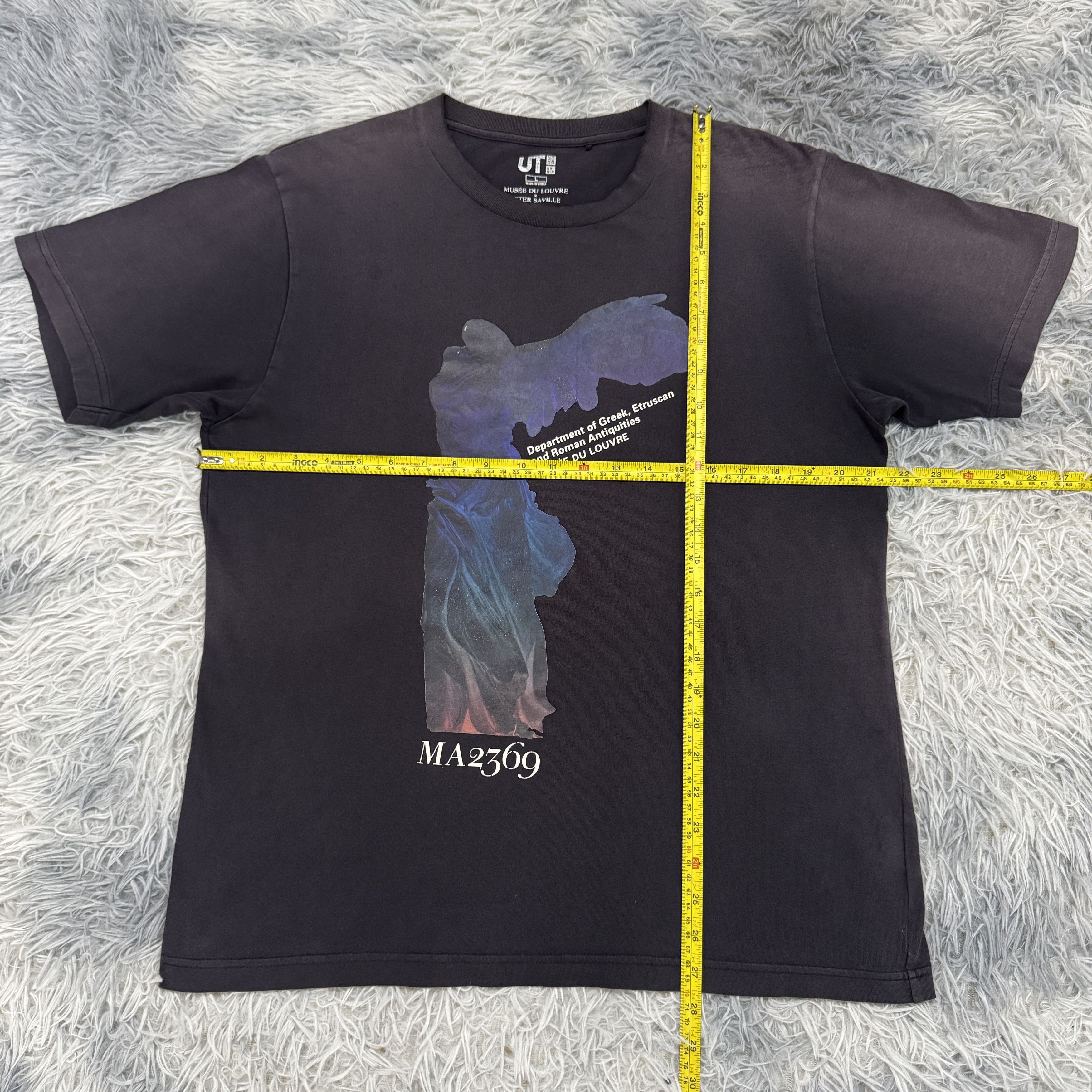 Uniqlo UNIQLO X MUSÉE Du Louvre X Peter Saville Sunfaded Thirt Size US L / EU 52-54 / 3 - 6 Thumbnail