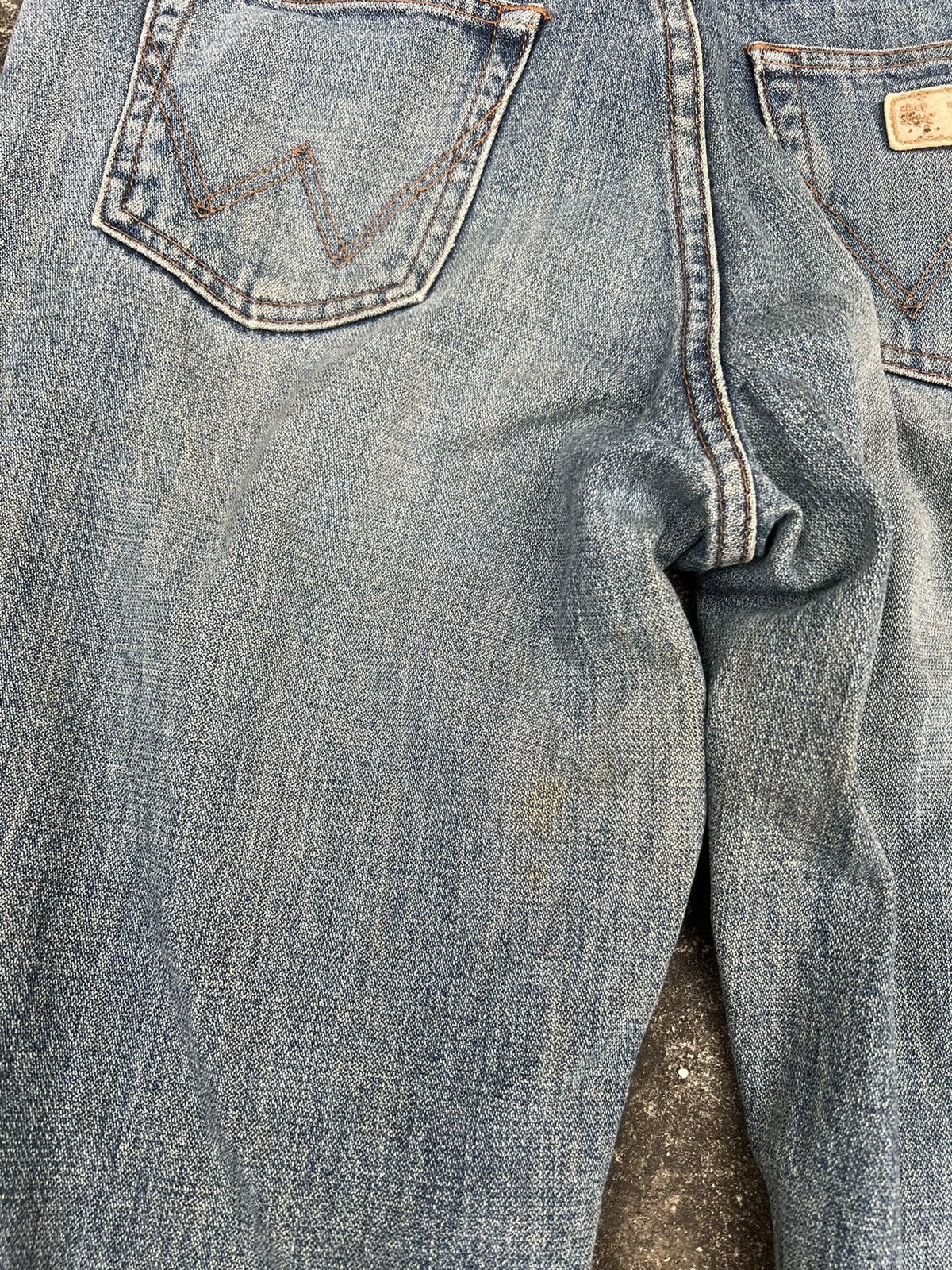Japanese Brand × Wrangler 💥Flare💥 wrangler Distressed Mud Wash Jeans Size US 30 / EU 46 - 7 Thumbnail