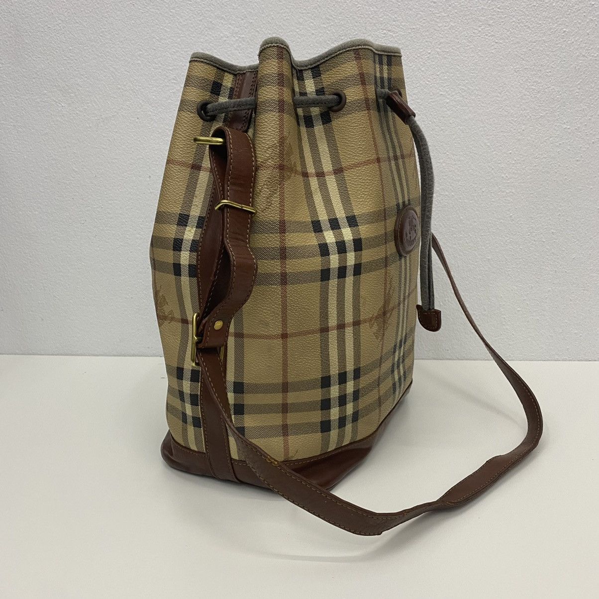 Burberry ‼️LASTDROP‼️BURBERRY NOVA CHECK BUCKET DRAWSTRING SHOULDER BAG Size ONE SIZE - 3 Thumbnail