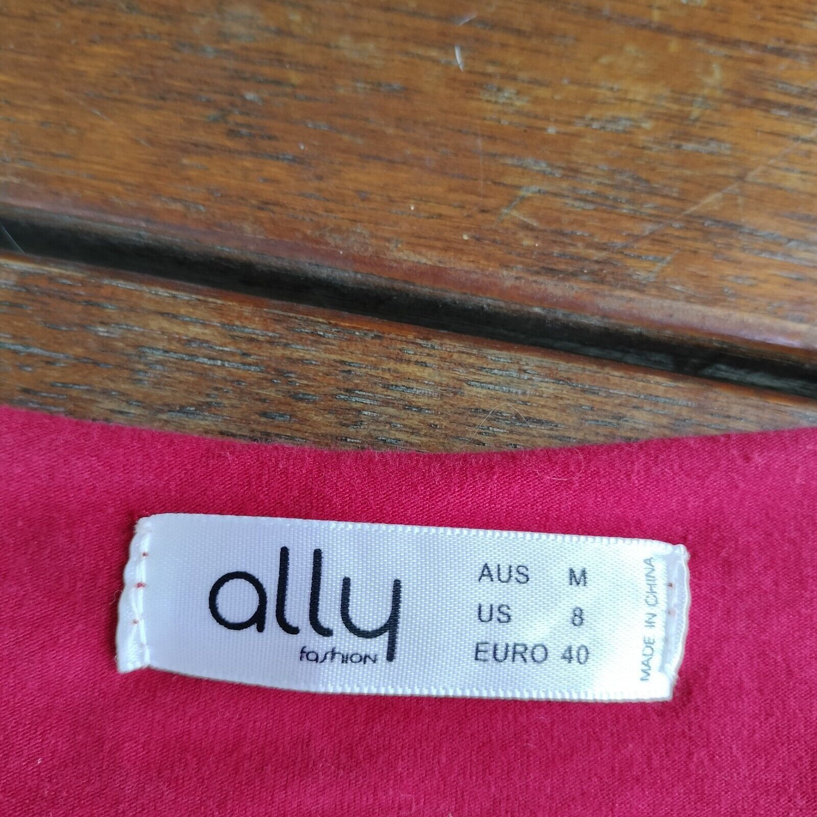 Other Ally Crop Top Short Sleeve Ruched Baby Tee Lettuce Hem Size M / US 6-8 / IT 42-44 - 7 Thumbnail