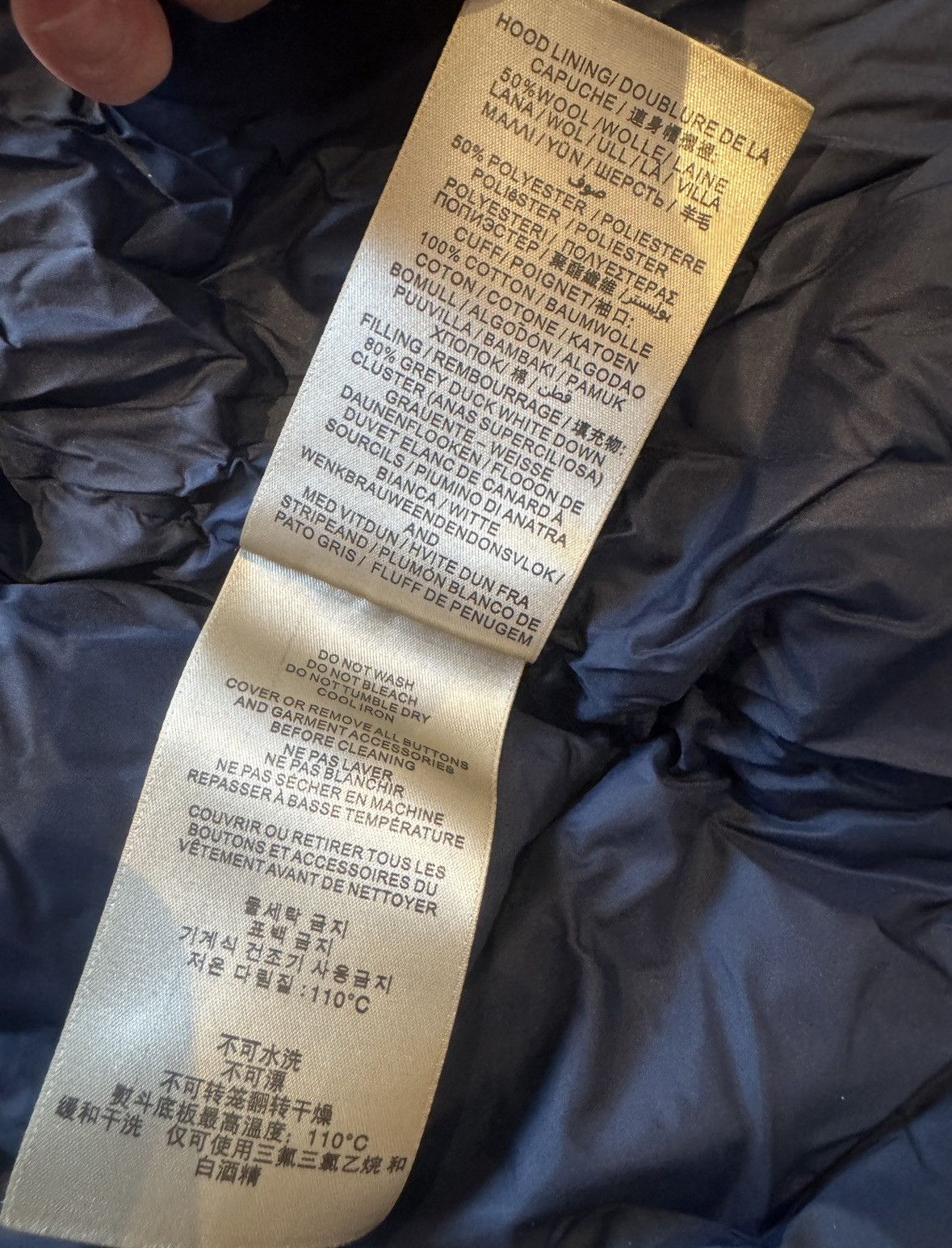 Burberry Navy Puffer Winter Parka with Real Fur Hood Burberry Size XL / US 12-14 / IT 48-50 - 8 Thumbnail