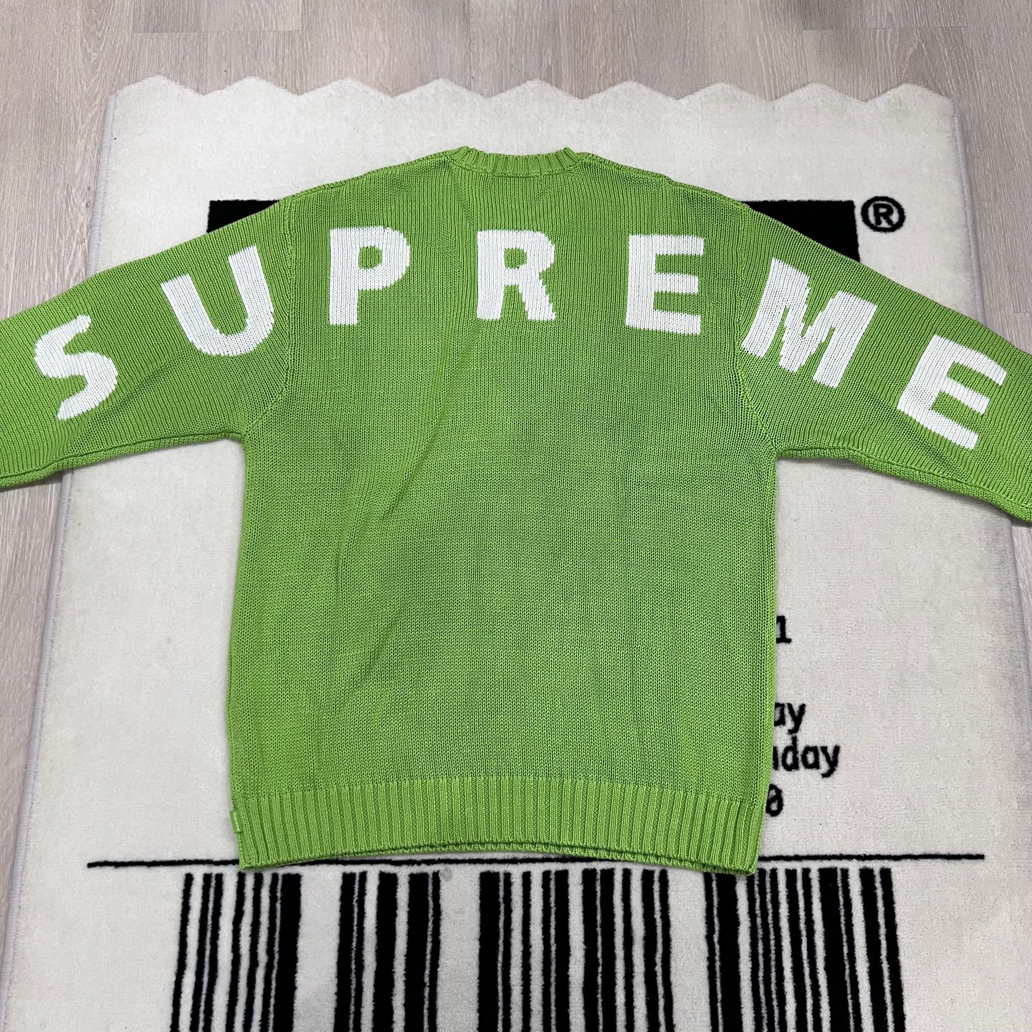 Supreme Supreme Back Logo Neon Green Crewneck Sweater Pullover. Size US M / EU 48-50 / 2 - 6 Thumbnail