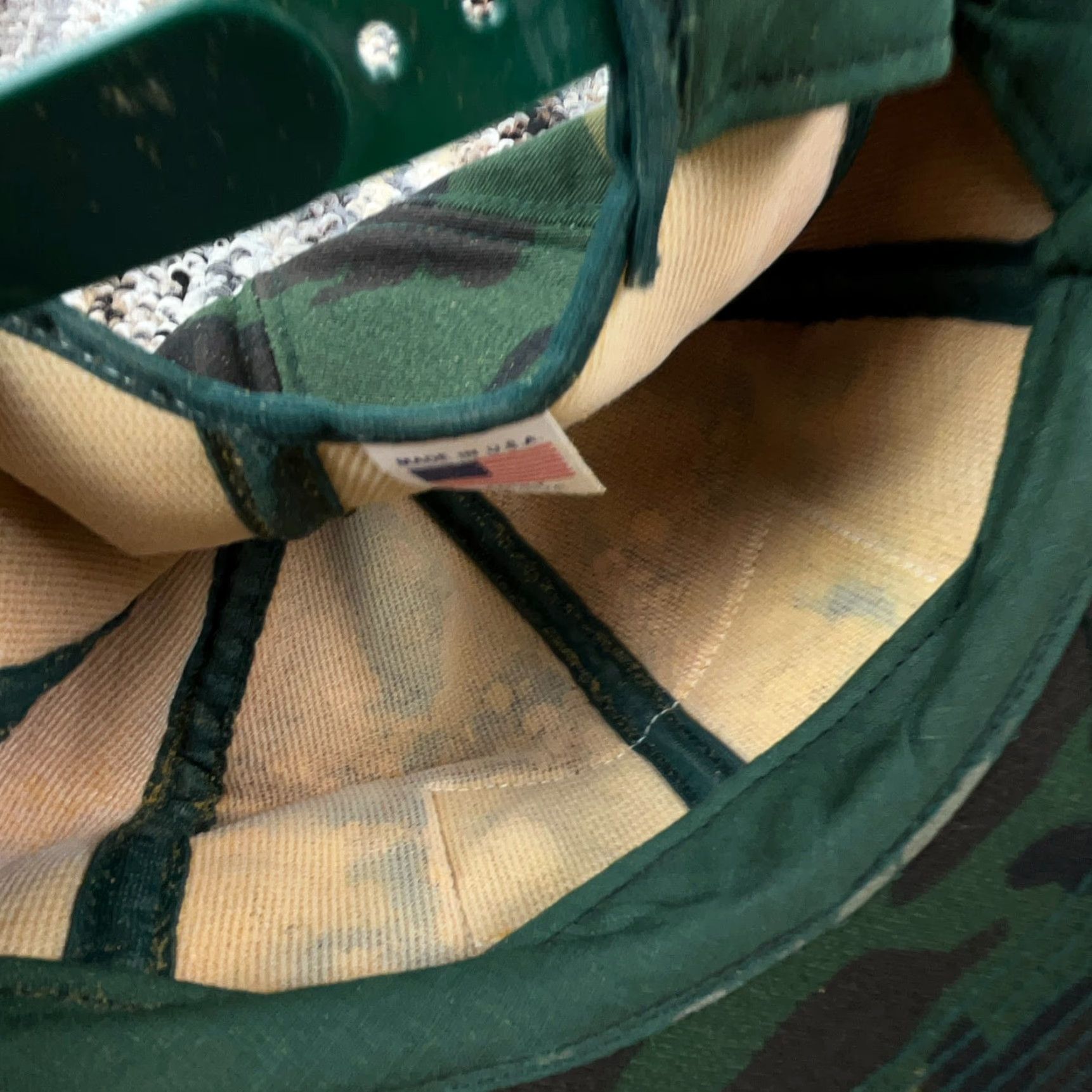 Vintage VINTAGE Levi Garrett Trucker Hat Cap Snapback Camo USA Tobacco Patch 80s 90s G21 Size ONE SIZE - 7 Thumbnail