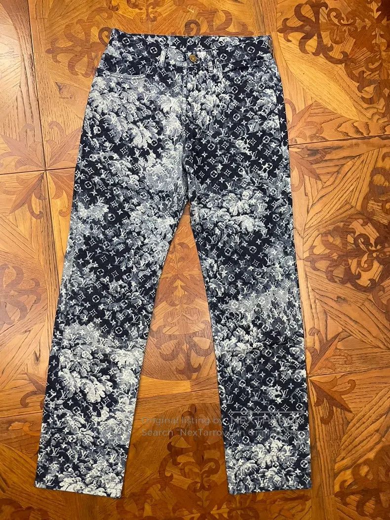 Louis Vuitton Louis Vuitton Tapestry pattern full of logo jeans Size US 30 / EU 46 - 1 Thumbnail