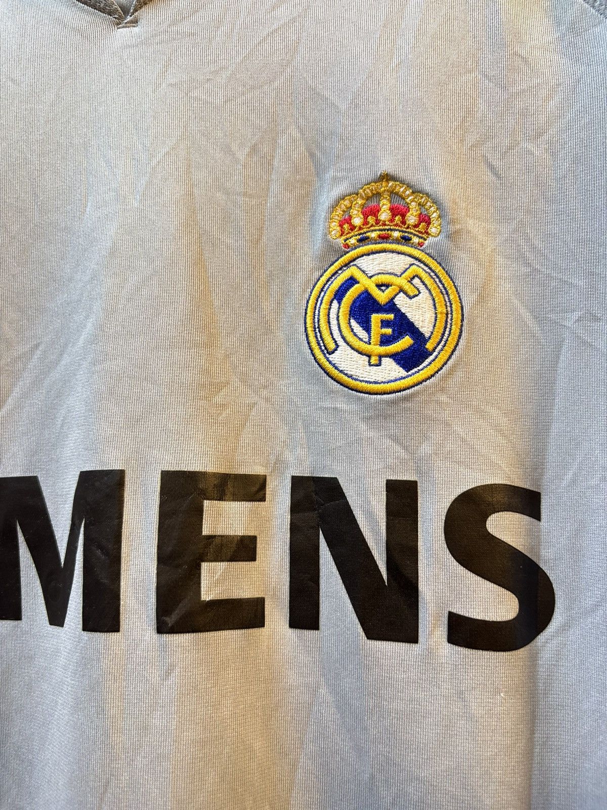 Adidas Vintage 2005-2006 Real Madrid Home Kit Size US M / EU 48-50 / 2 - 10 Thumbnail