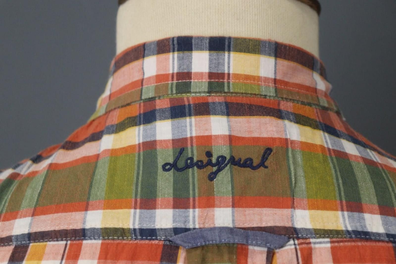 Desigual Desigual Multi Plaid 100% Cotton Button Down Shirt Size S Size US S / EU 44-46 / 1 - 11 Thumbnail