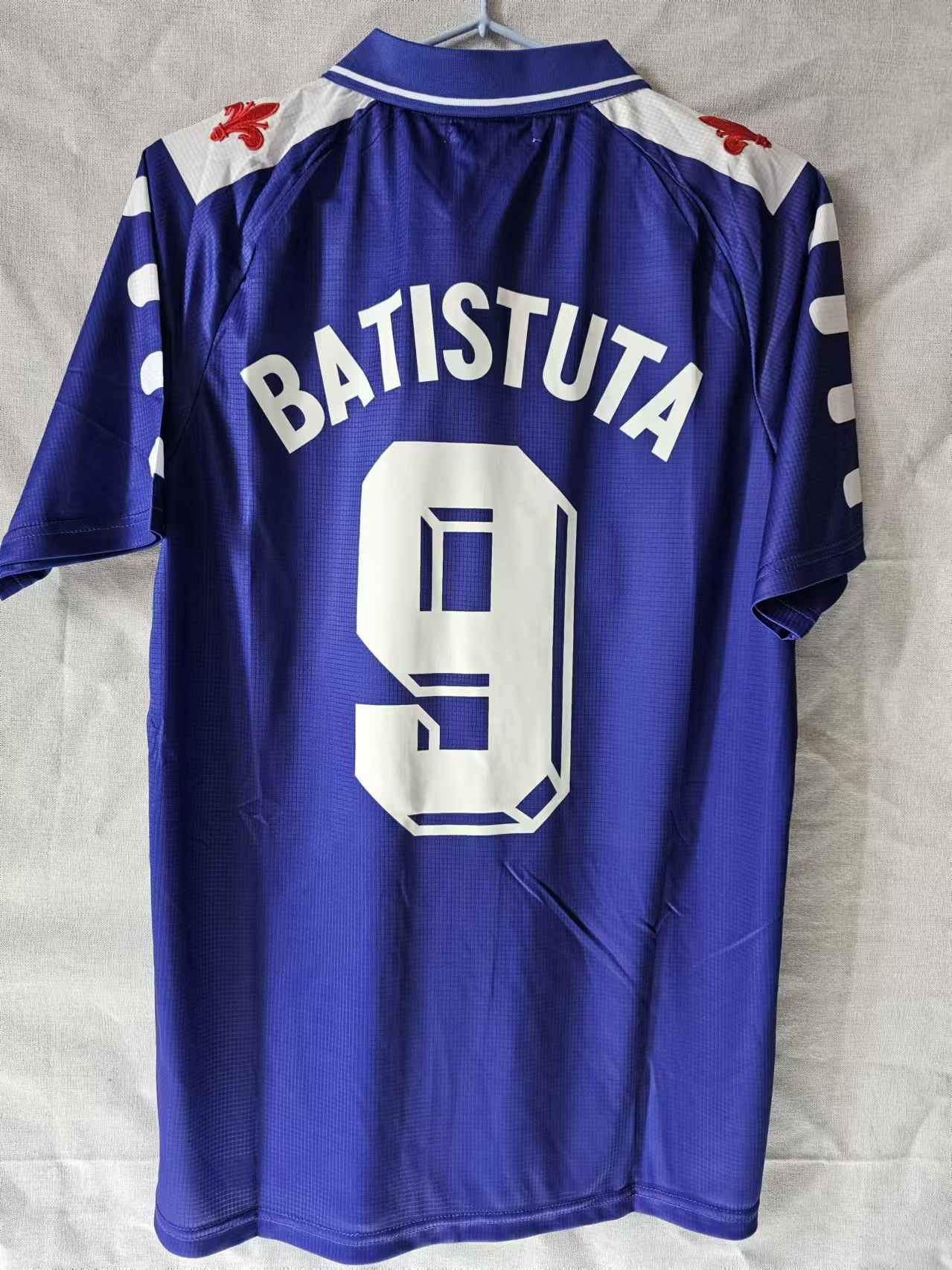 Other 98 99 Fiorentina 9 Batistuta Jersey Size US XL / EU 56 / 4 - 1 Thumbnail