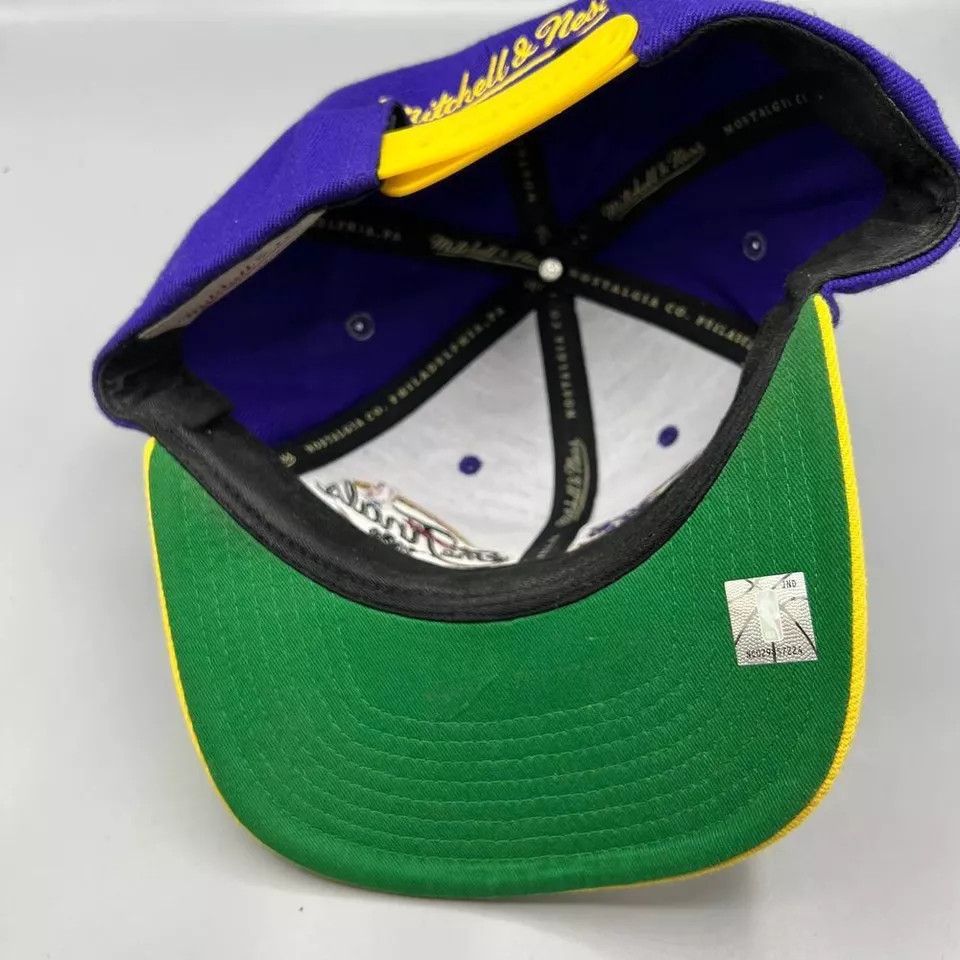 Mitchell & Ness Los Angeles LA Lakers Hat Men The Finals 2009 Snap Back Cap Size ONE SIZE - 5 Thumbnail
