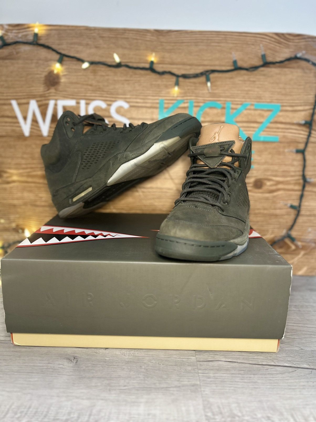 Jordan 5 take flight