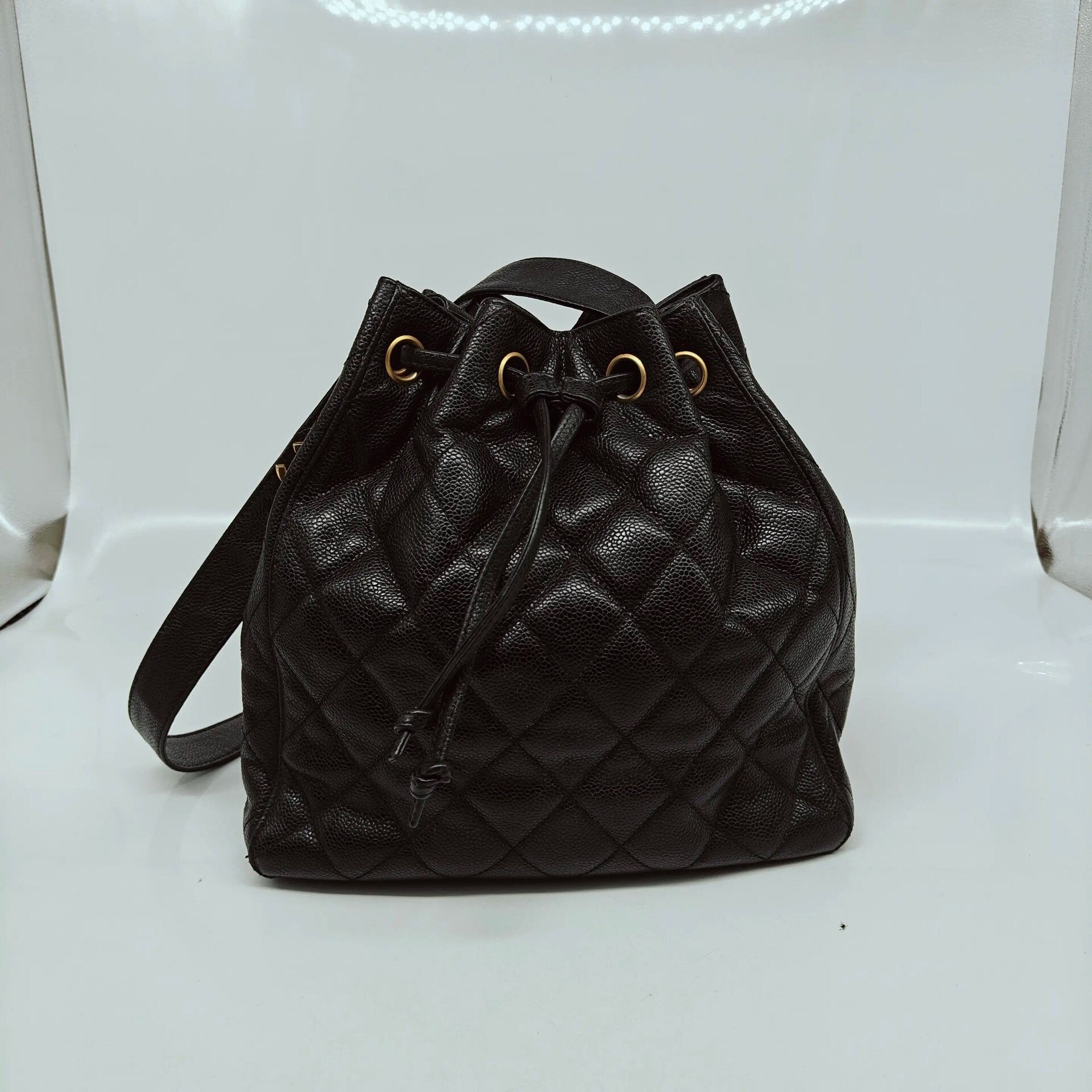 Chanel Pre-loved Bag Very good condition Size ONE SIZE - 1 Thumbnail
