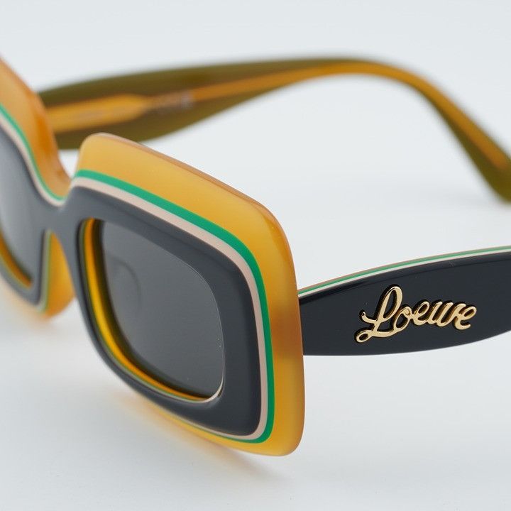 Loewe Loewe LW40139U 20A Sunglasses Grey/Brown Rectangle Frame Size ONE SIZE - 9 Thumbnail
