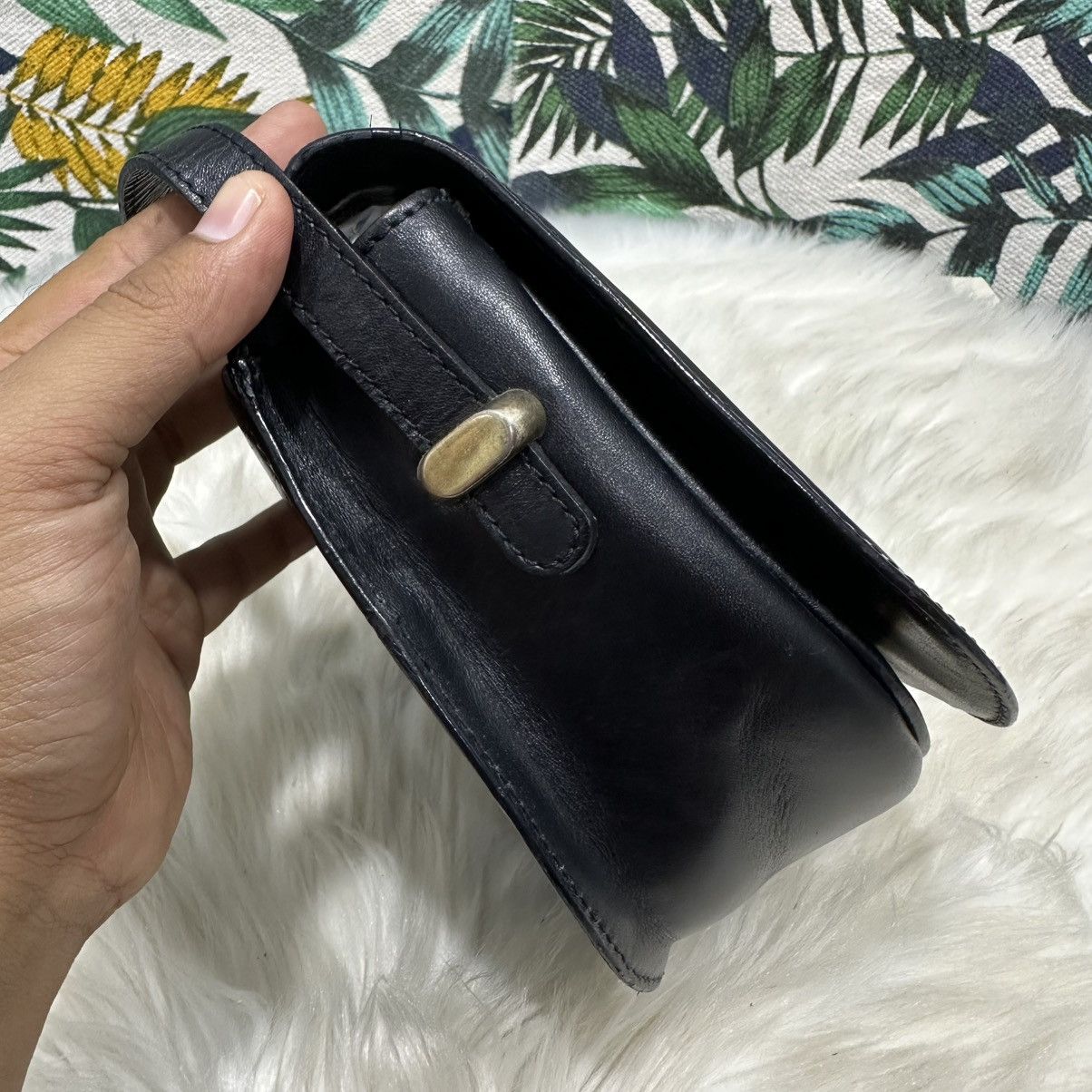 Bally Authentic BALLY Vtg. Leather Crossbody Bag Size ONE SIZE - 4 Thumbnail