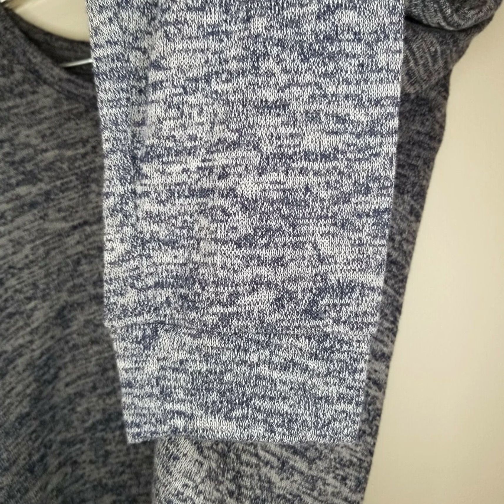 Old Navy Old Navy Sweater Women XL Blue Long Sleeve Round Neck Pullover Womens Size XL / US 12-14 / IT 48-50 - 4 Thumbnail