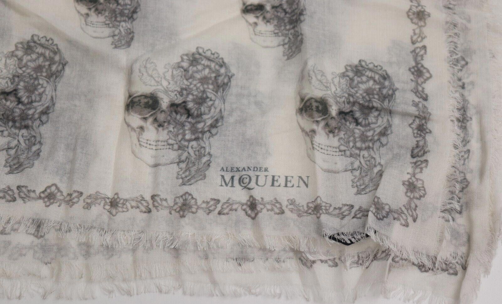 Alexander McQueen Alexander McQueen 38" White Black Floral Skull Scarf NWOT Size ONE SIZE - 3 Thumbnail