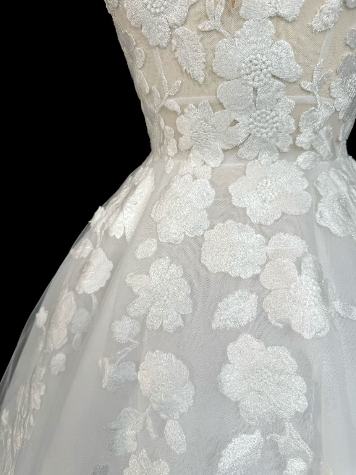 Other Brand New US 6 Anna Augusta Embroidered Lace Evening Gown Size M / US 6-8 / IT 42-44 - 5 Thumbnail