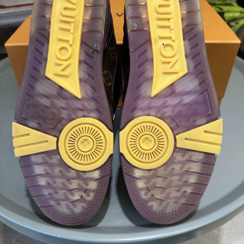 Louis Vuitton Louis Vuitton Trainer Casual Sneakers in Lakers Colorway -2 Size US 8.5 / EU 41-42 - 2 Thumbnail