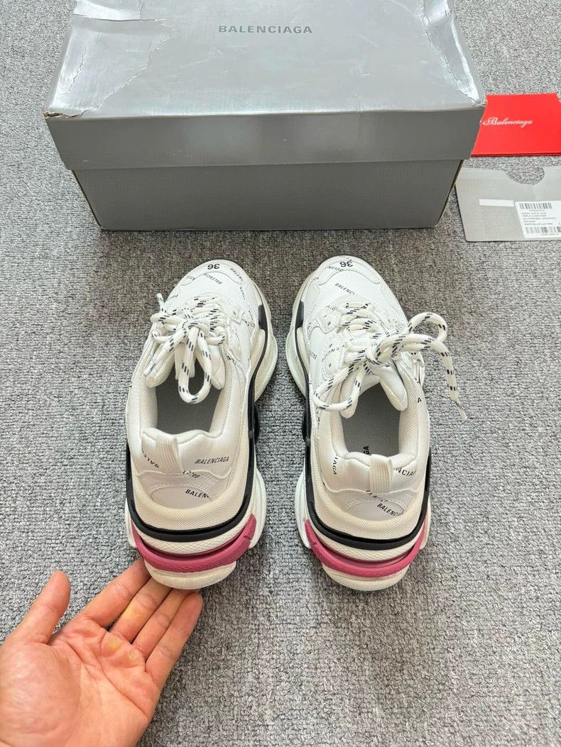 Balenciaga Balenciaga size 36 White and Purple Bullet Screen logo Trip Size US 5 / EU 37 - 4 Thumbnail