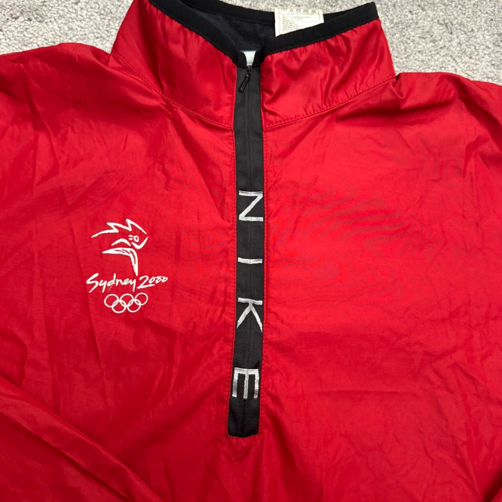 Nike VINTAGE Nike Sydney 2000 Olympics 1/2 Zip Windbreaker Jacket Mens Small Red Shirt Size US S / EU 44-46 / 1 - 3 Thumbnail