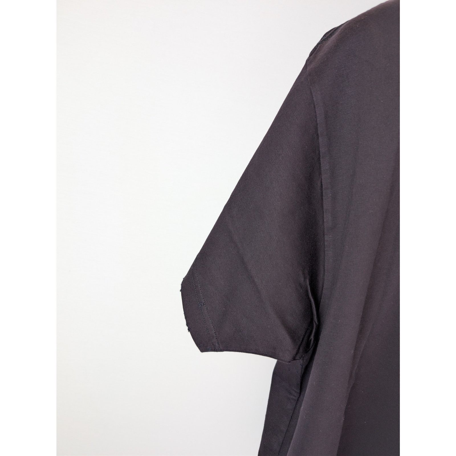 Balenciaga o1rshd1 Pierced Oversized Vintage Jersey T-Shirt in Black Size US M / EU 48-50 / 2 - 14 Thumbnail