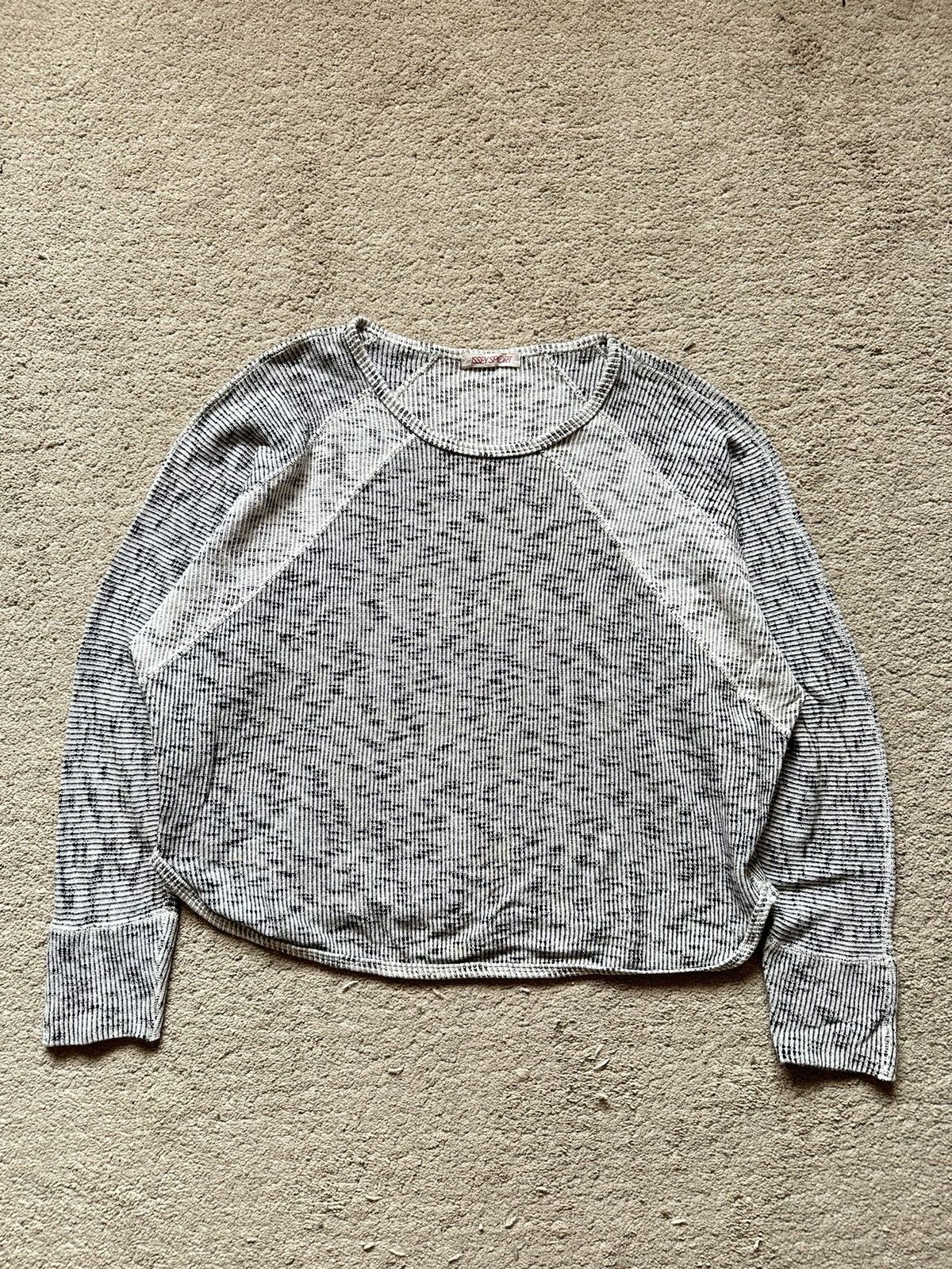 Issey Miyake 1990s ISSEY MIYAKE Sport Cropped Boxy Knitted Sweater Size US M / EU 48-50 / 2 - 2 Thumbnail