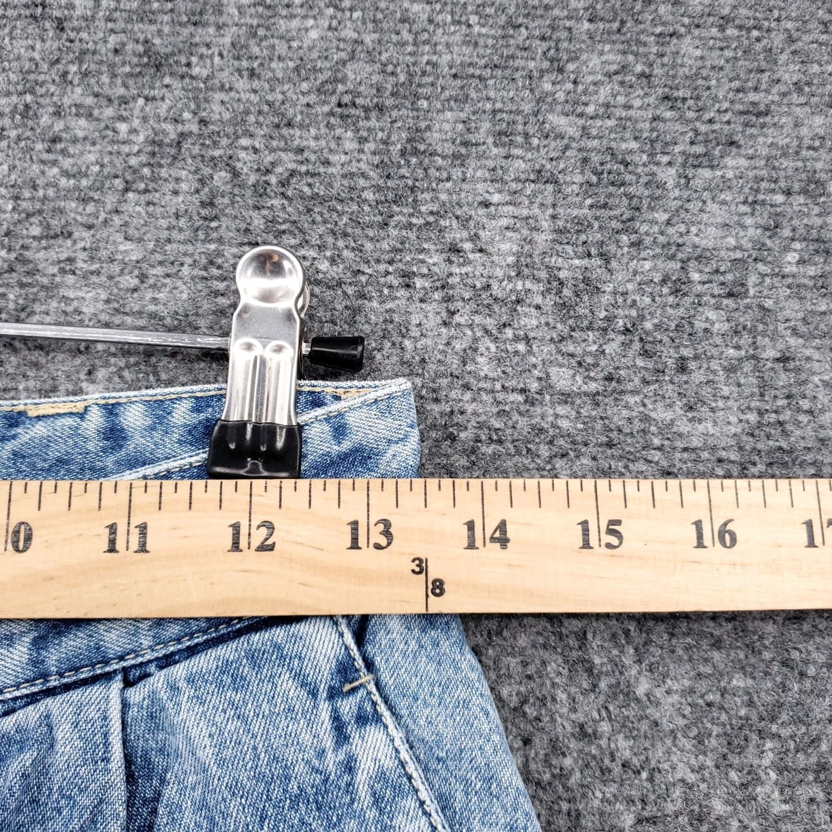 Gloria Vanderbilt Gloria Vanderbilt Jeans Womens 8P Petite Blue Tapered Mom High Rise Light Wash Size 30" / US 8 / IT 44 - 7 Thumbnail