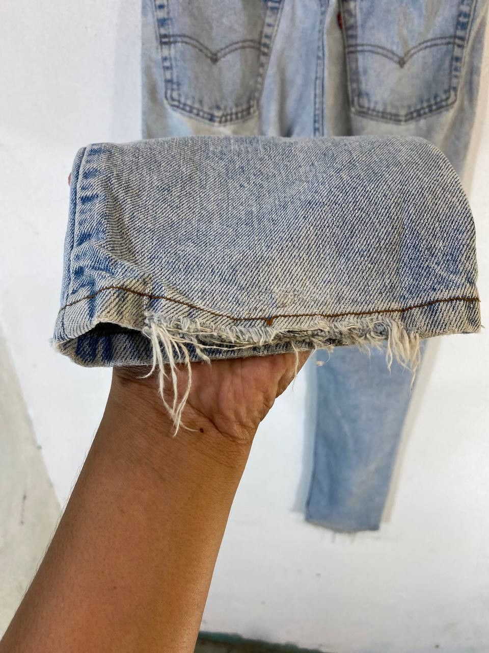 Levi's vintage levis 505 light wash denim nice design Size US 31 - 6 Thumbnail