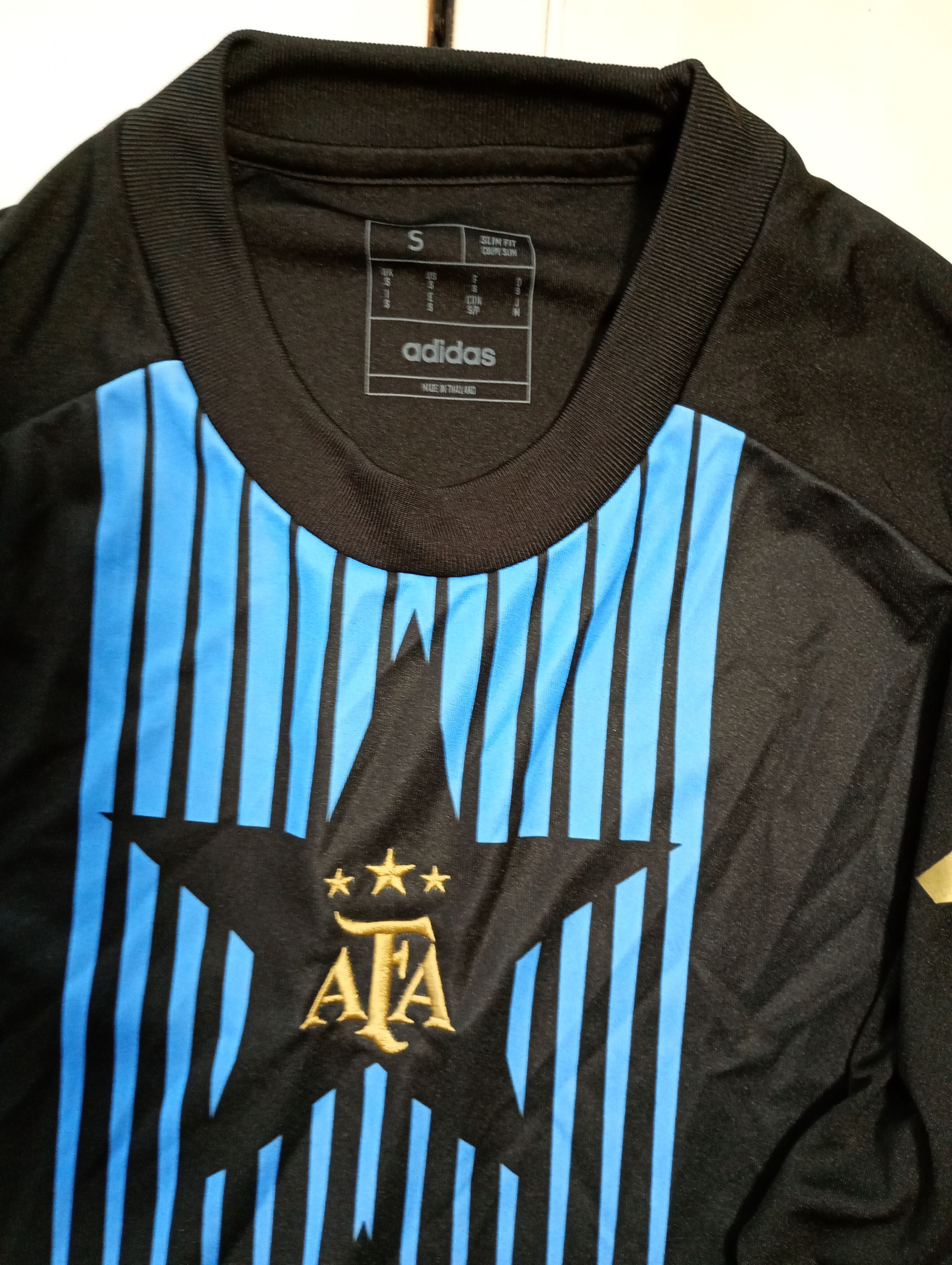 Adidas Adidas Argentina Pre-match Jersey 2024-2025 Size US S / EU 44-46 / 1 - 9 Thumbnail