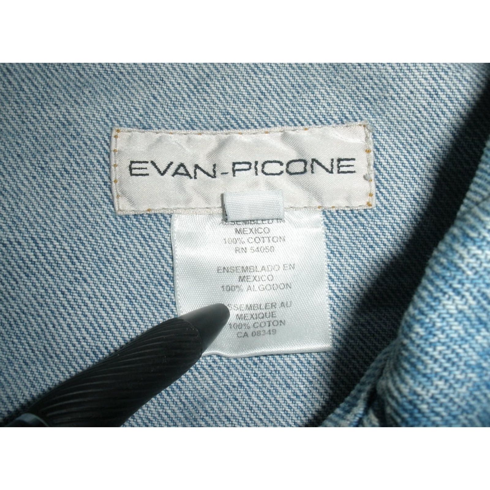 Evan Picone VINTAGE Evan-Picone Denim Jacket Woman's L Blue Denim Buttoned Short Jacket Size 36" / US 14 / IT 50 - 4 Thumbnail