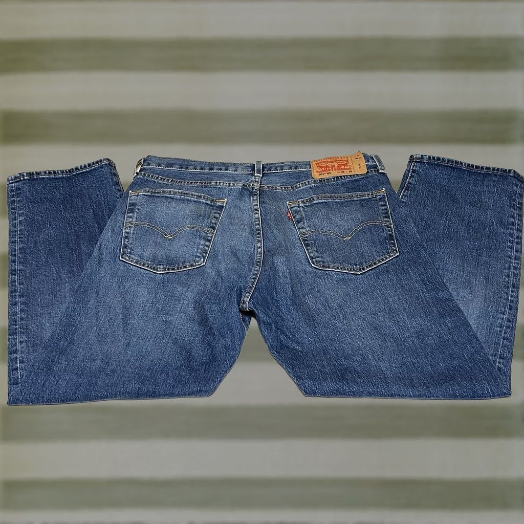 Levi's Levi's 501 Jeans Mens 36x29 Blue Distressed Button Fly Straight 90s USA Vintage No Size US 36 / EU 52 - 1 Thumbnail