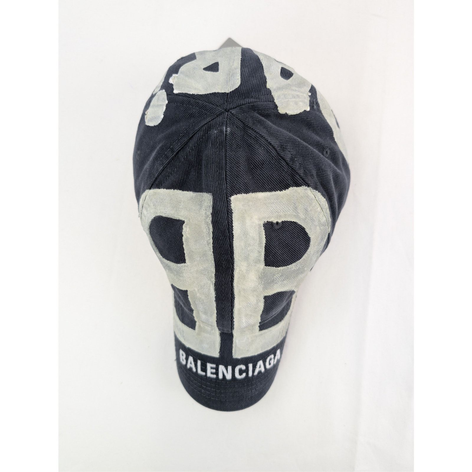 Balenciaga o1rshd1 Size: L / Cotton Drill BB Sprayed Cap / Hat in Grey Size ONE SIZE - 7 Thumbnail