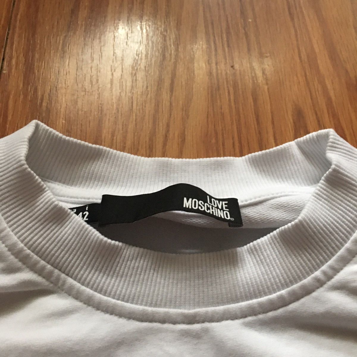 Love Moschino LOVE MOSCHINO Sweatshirt IT42 US6 UK10 Embellished Logo Size M / US 6-8 / IT 42-44 - 4 Thumbnail