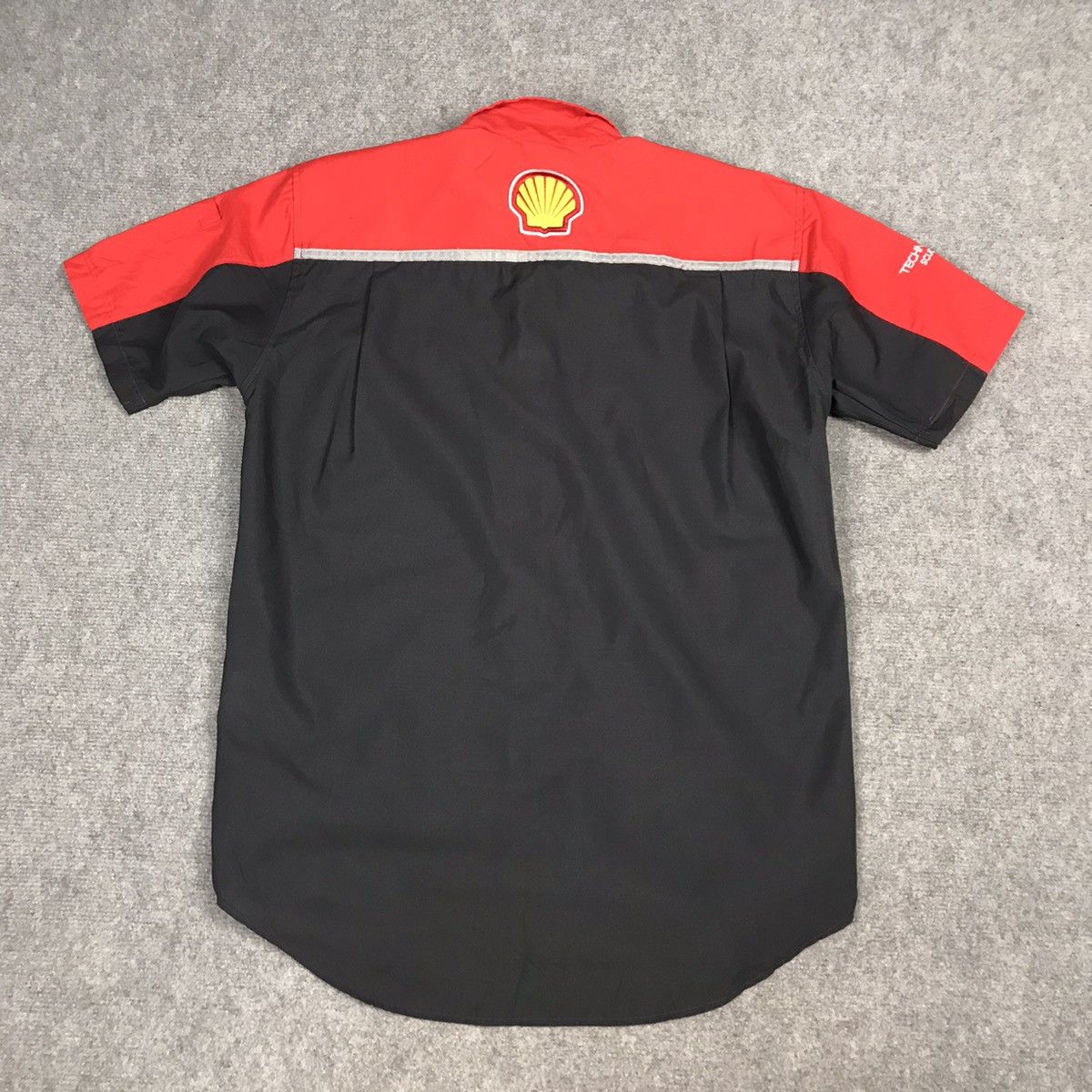 Japanese Brand Shell Helix x Ferrari button up shirt oil brand japan Size US M / EU 48-50 / 2 - 4 Thumbnail