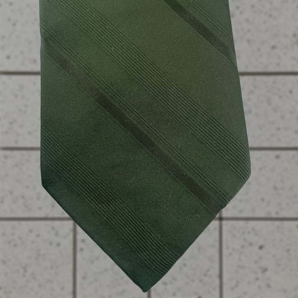 VINTAGE The White House Necktie Silk Tie Solid Green Repp Stripe Capsule 4x56 Men Tie