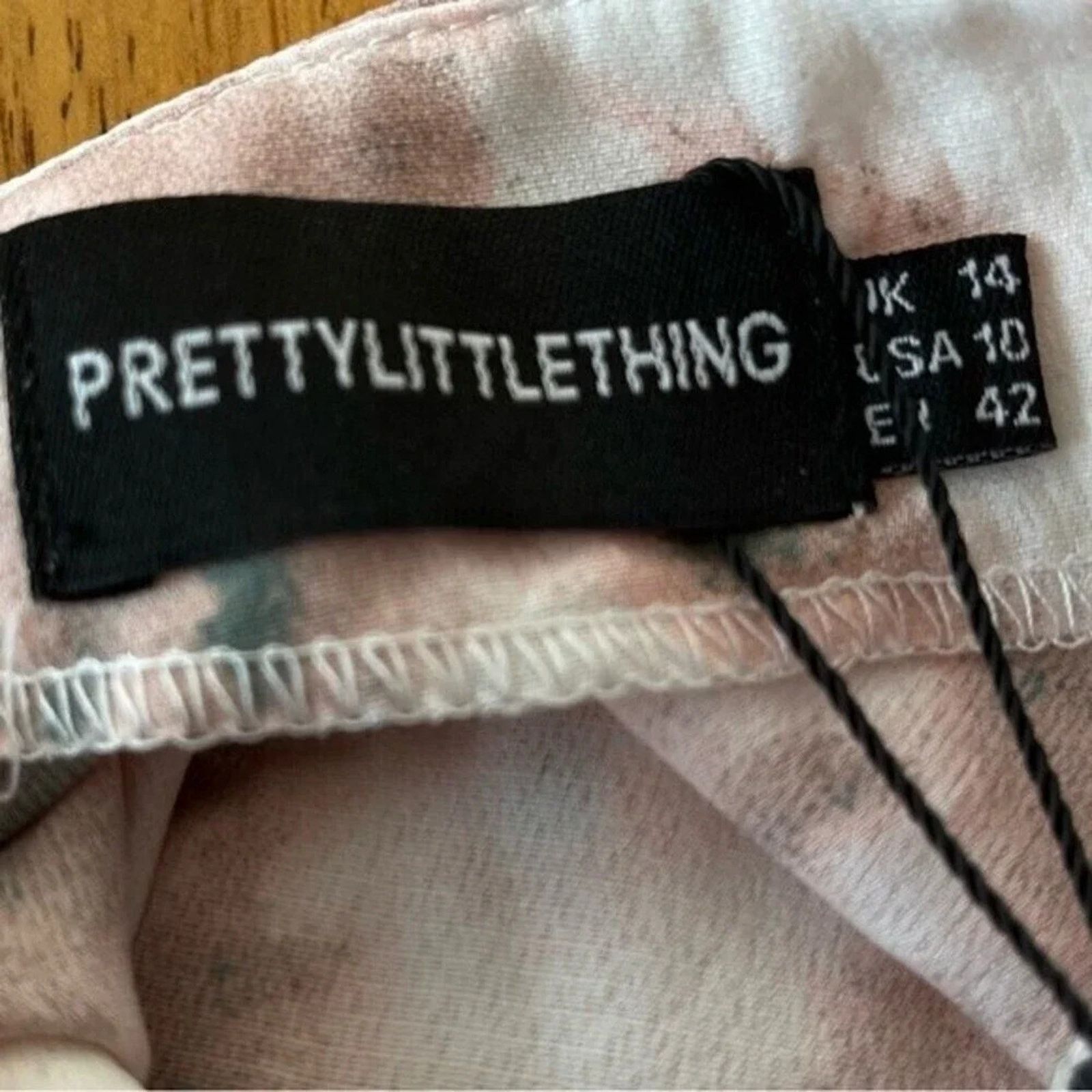 The Unbranded Brand Pretty Little Thing light pink tie dye midi skirt, size 10. Size 32" / US 10 / IT 46 - 8 Thumbnail