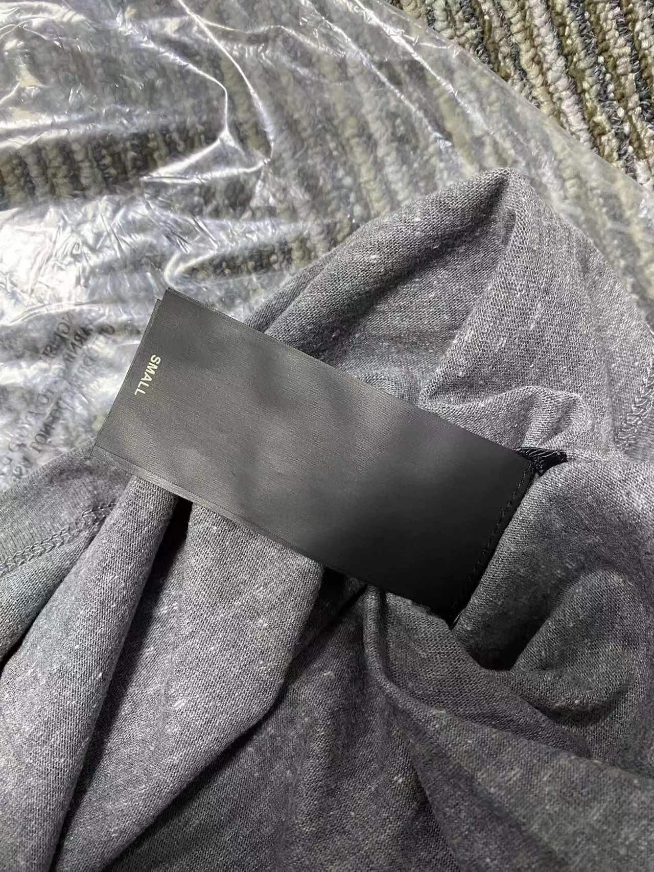 Fear of God Fear of God 6th Sixth Collection Grey Tee Black Size US S / EU 44-46 / 1 - 7 Thumbnail