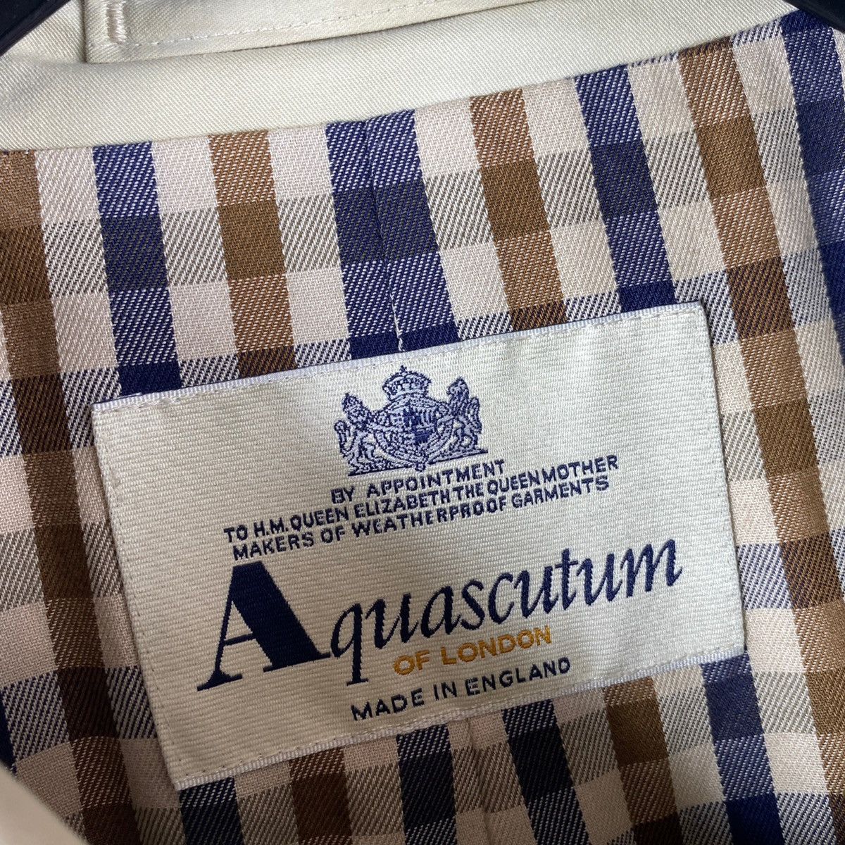 Aquascutum × Vintage vintage Aquascutum London Harrods Tan Trench Over Coat Size L / US 10 / IT 46 - 6 Thumbnail