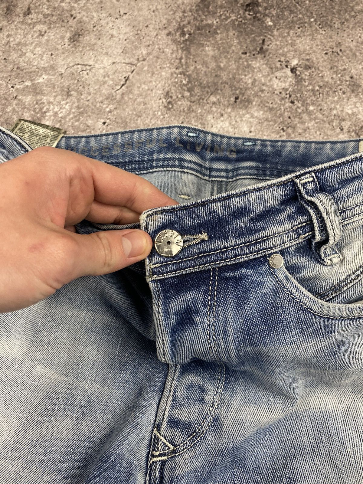 Diesel × Japanese Brand × Junya Watanabe Vintage Diesel Junya Watanabe Baggy Y2K Japanesse jeans😊 Size US 32 / EU 48 - 9 Thumbnail
