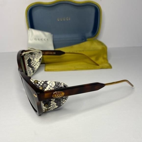 Gucci New Auth - GG0671S Sunglasses by Gucci™. Shape: Rectangle, Size ONE SIZE - 3 Thumbnail