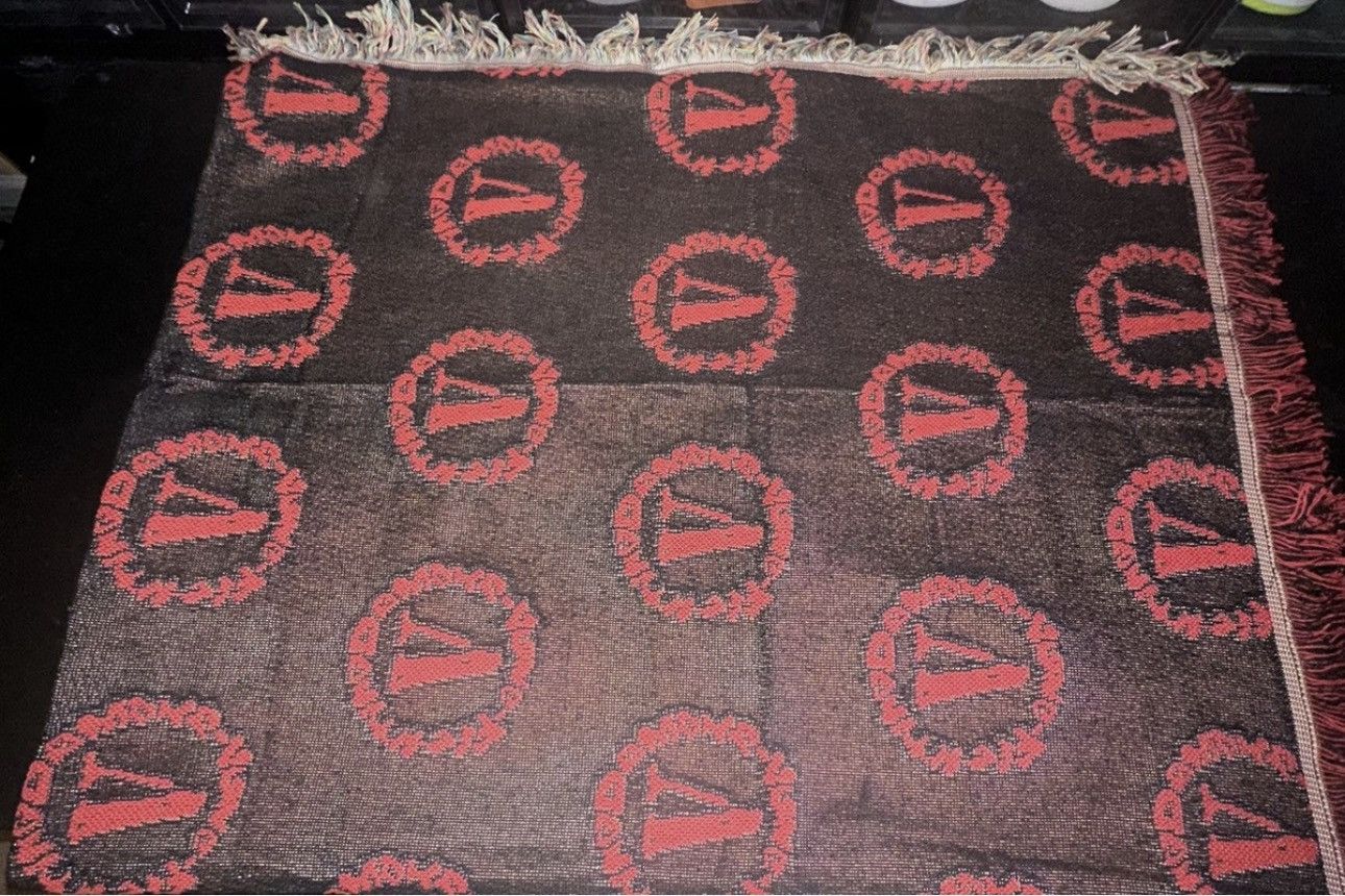 999 Club × Vlone Vlone X juice wrld blanket Size ONE SIZE - 2 Thumbnail