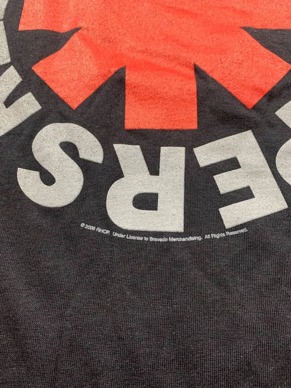 Band Tees Red Hot Chili Peppers black tshirt 2006 Size M Size US M / EU 48-50 / 2 - 4 Thumbnail