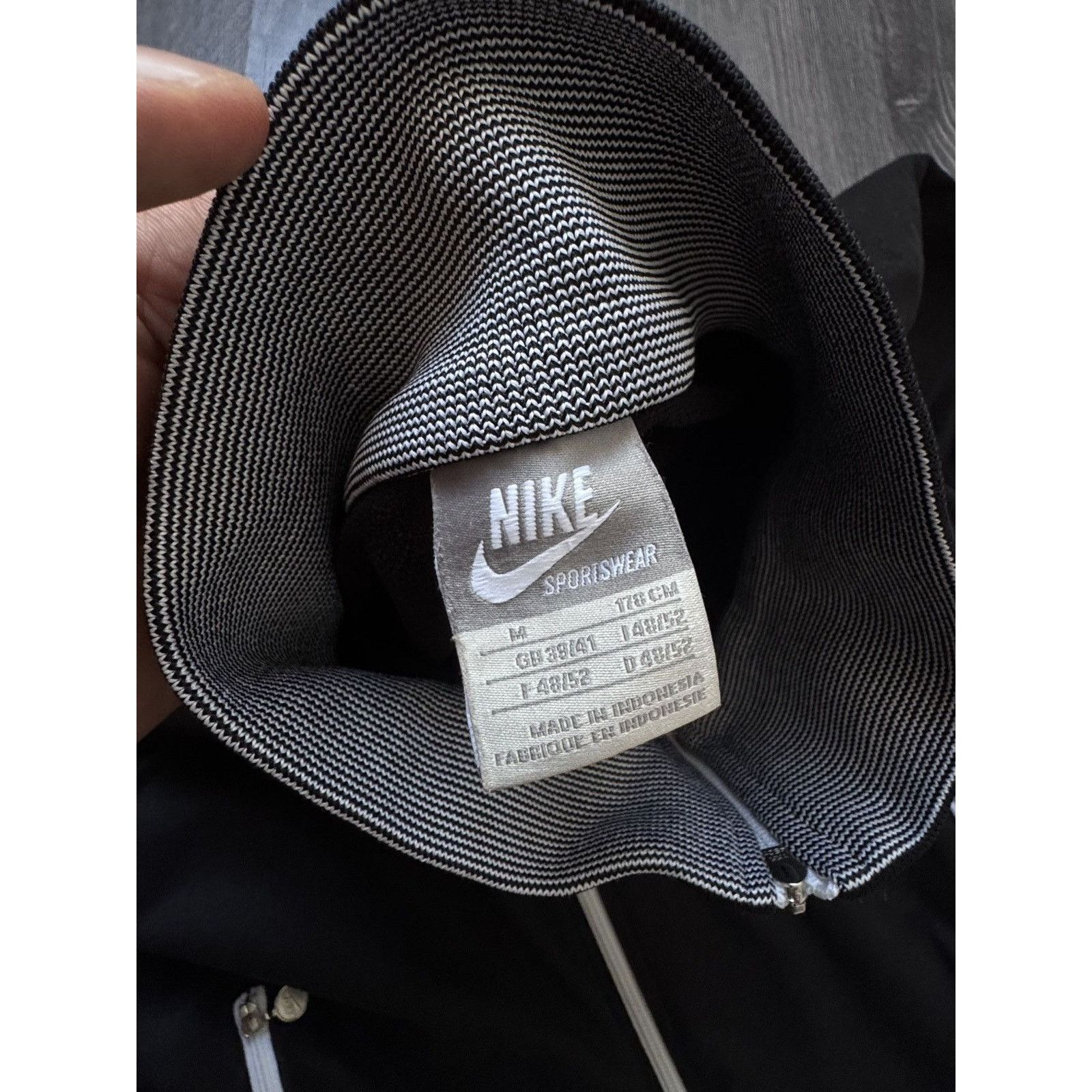 Nike Y2K 00s Vintage Nike Zip Sweatshirt Swoosh Small Logo Size US M / EU 48-50 / 2 - 4 Thumbnail