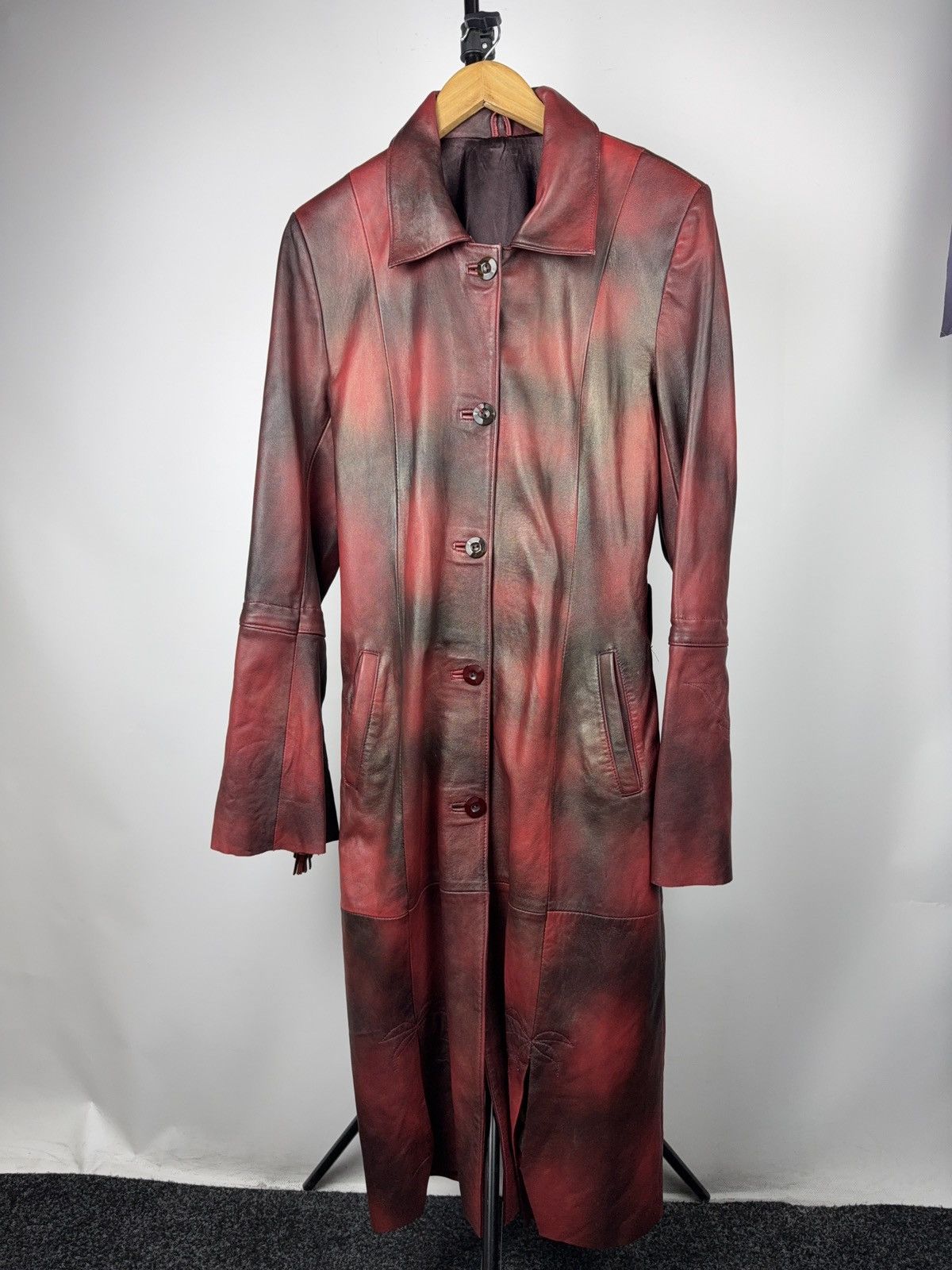 Japanese Brand 90s Y2K Avant-Garde Leather Coat Red Gradient Japan Western Size S / US 4 / IT 40 - 1 Thumbnail