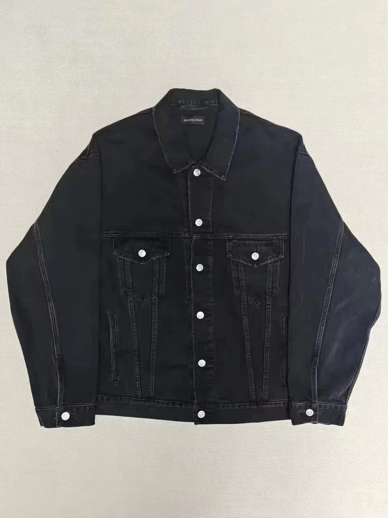 Balenciaga Balenciaga Painted Graffiti Double B Luminous Denim Jacket Size US XS / EU 42 / 0 - 2 Thumbnail