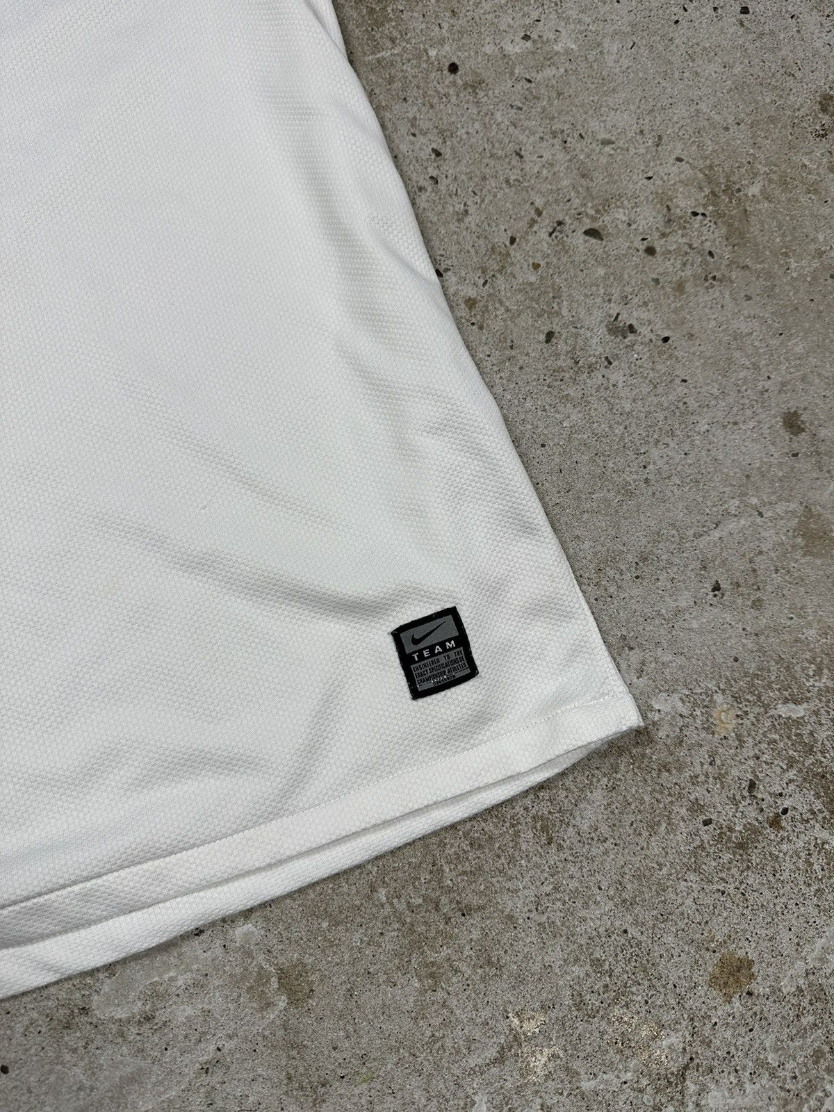 Nike × Vintage Nike x Celtic Scotland 2009/2010 Third Cup Jersey White Size US M / EU 48-50 / 2 - 5 Thumbnail