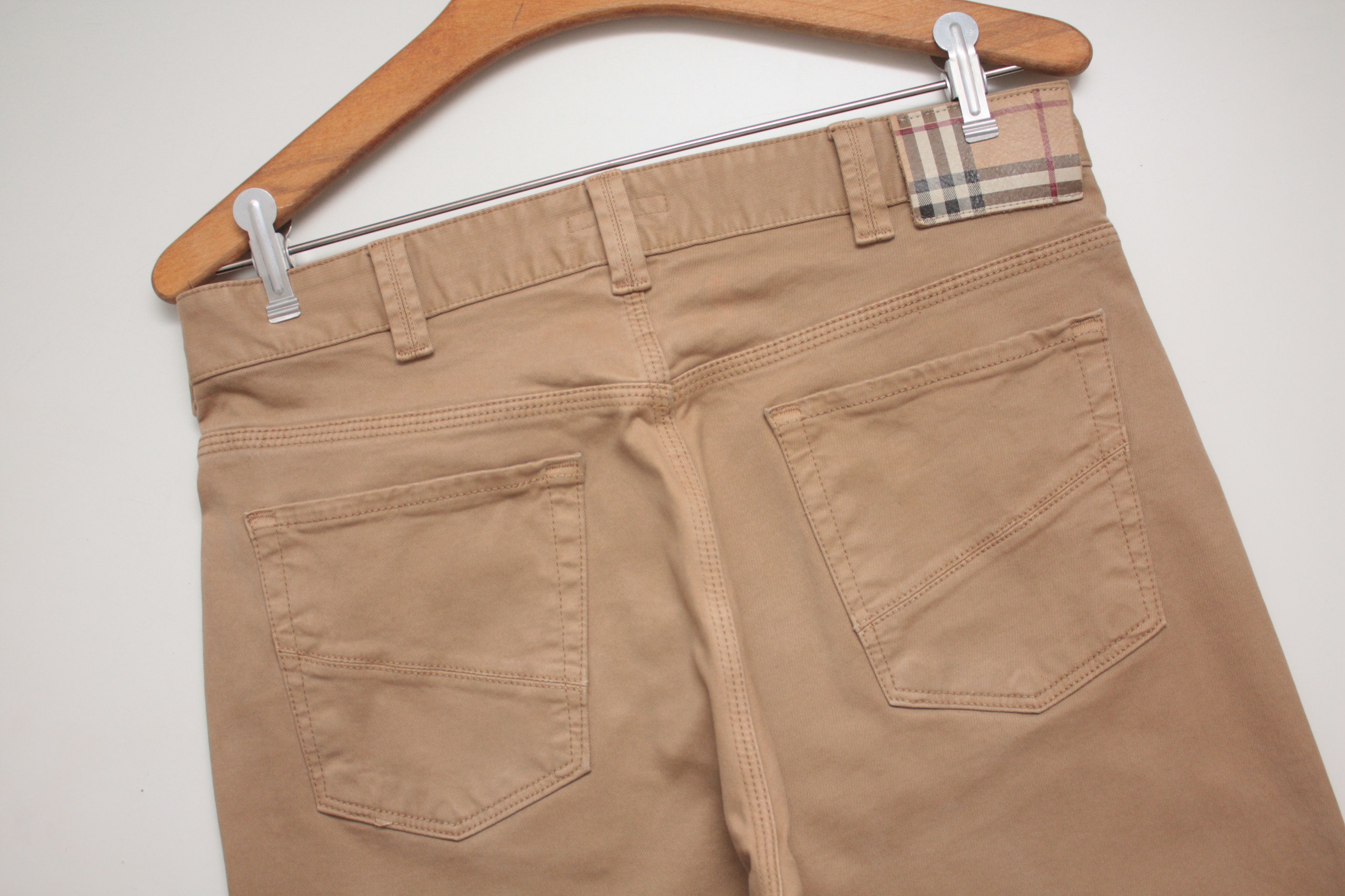 Image of Burberry Beige Nova Check Vintage Pants Men's 33