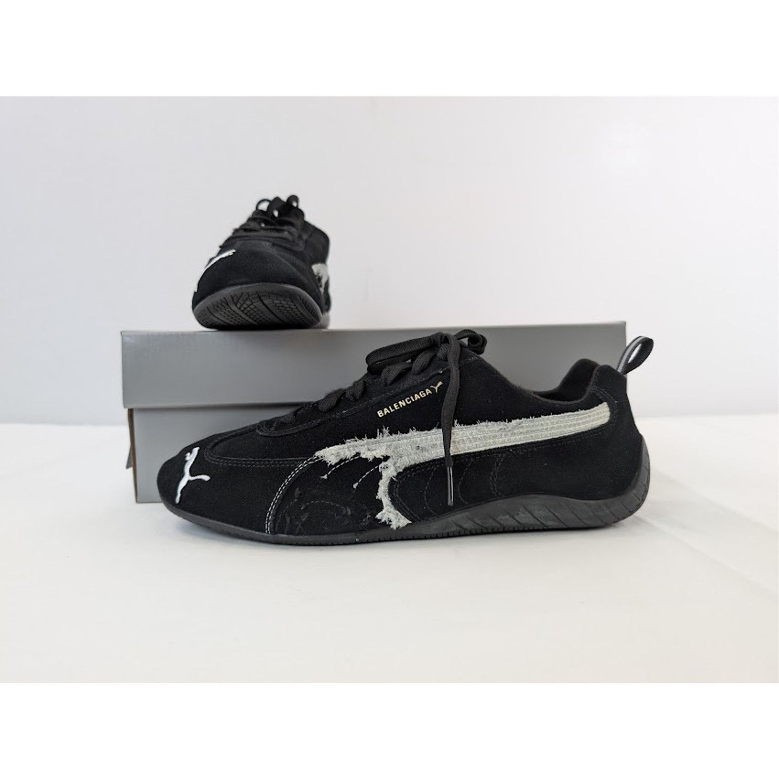 Balenciaga × Puma o1rshd1 Q:3 / Speedcat Destroyed Low Top Sneaker Black/White Size US 12 / EU 45 - 20 Thumbnail